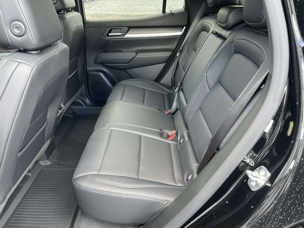 New 2027 Ebony Twilight Metallic GMC Elevation image 10