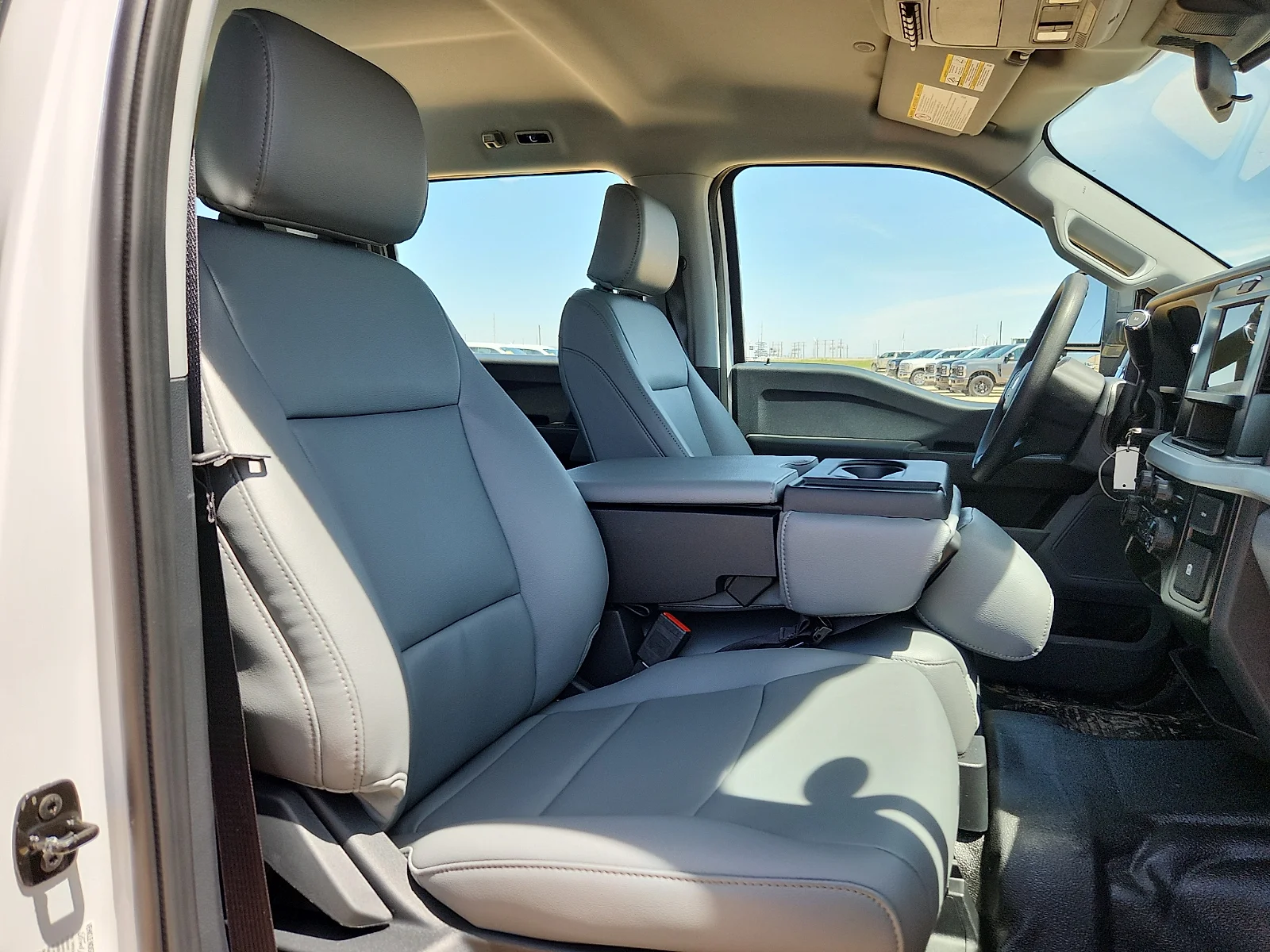 New 2026 Oxford White Ford F-450® XL image 20