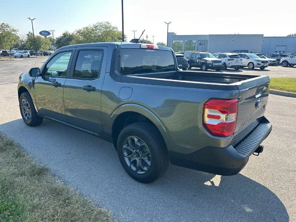 New 2026 Gray Ford XLT image 11