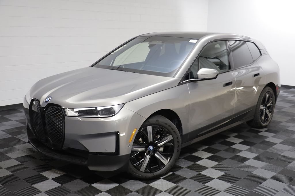 Certified 2023 BMW iX Base with VIN WB523CF04PCM96773 for sale in Naperville, IL