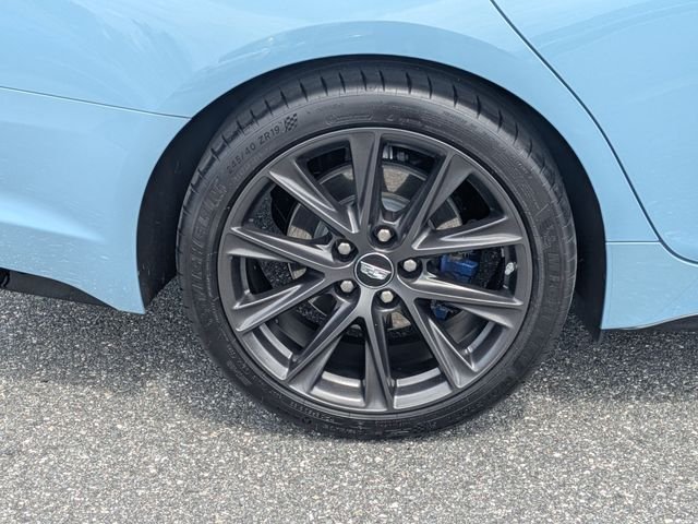 Used 2025  Cadillac V-Series image 11