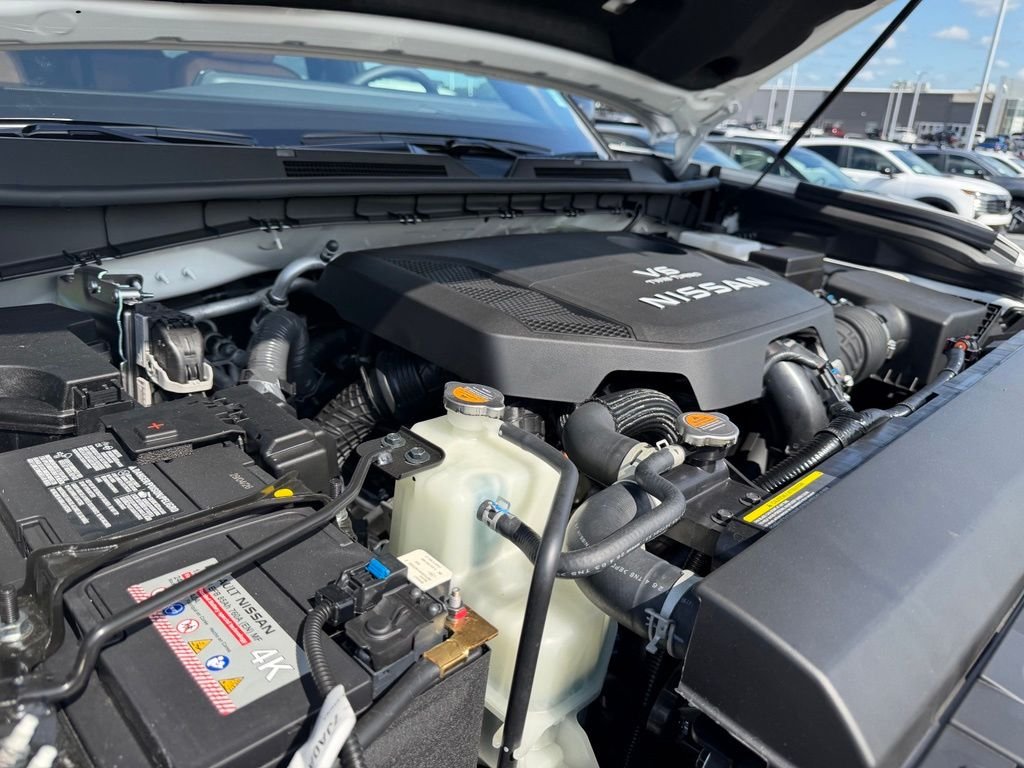 New 2026 Aspen White TriCoat Nissan SL image 3