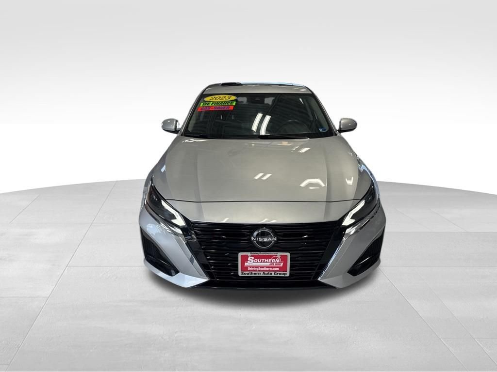 Used 2023 Silver Nissan 2.5 SL image 8