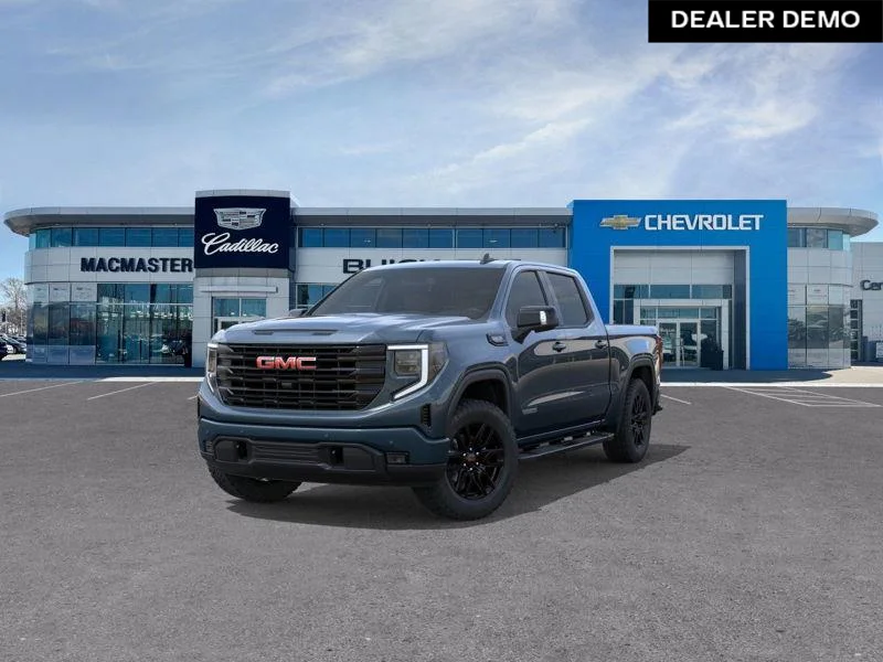Used 2026  GMC Elevation image 8