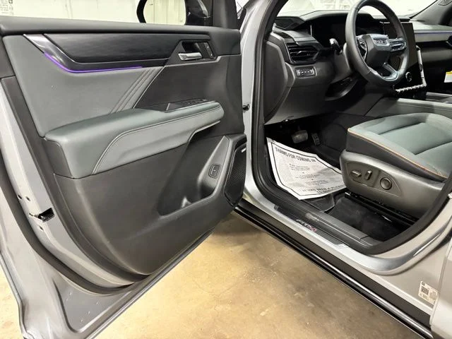Used 2025 Silver GMC AT4 image 10