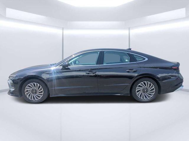 Used 2024 Blue Hyundai Limited image 6