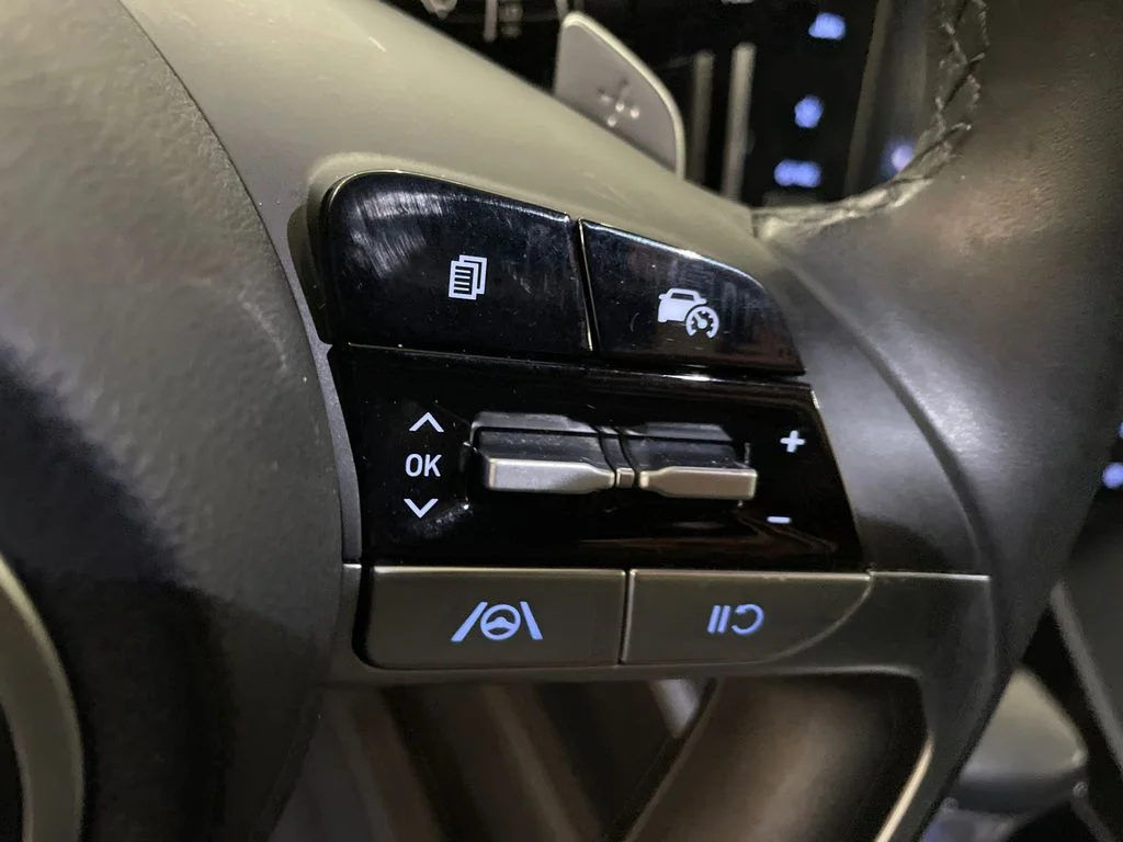 Used 2022 Sage Gray Hyundai SEL Premium image 15