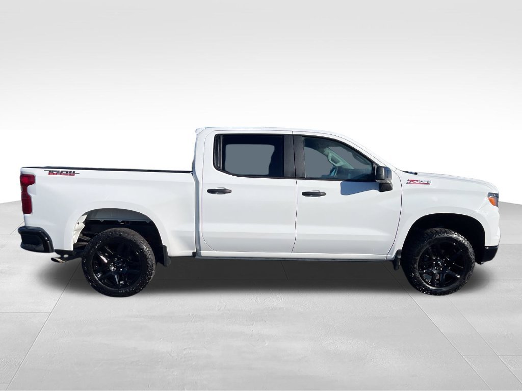 Used 2023 White Chevrolet Custom Trail Boss image 6