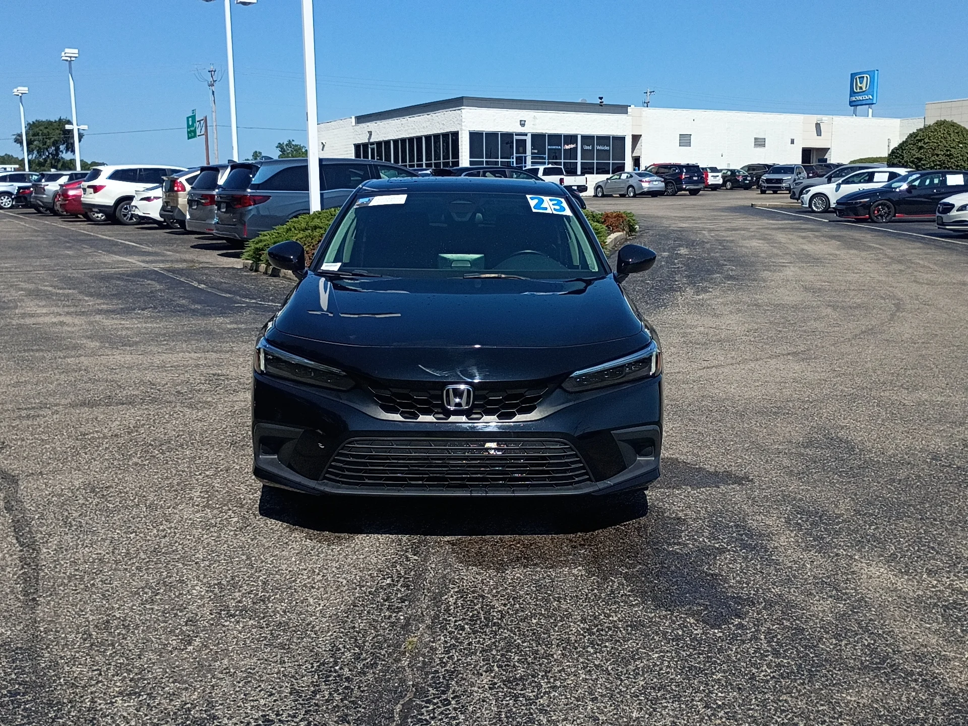 Certified Used 2023 Crystal Black Pearl Honda EX-L image 8