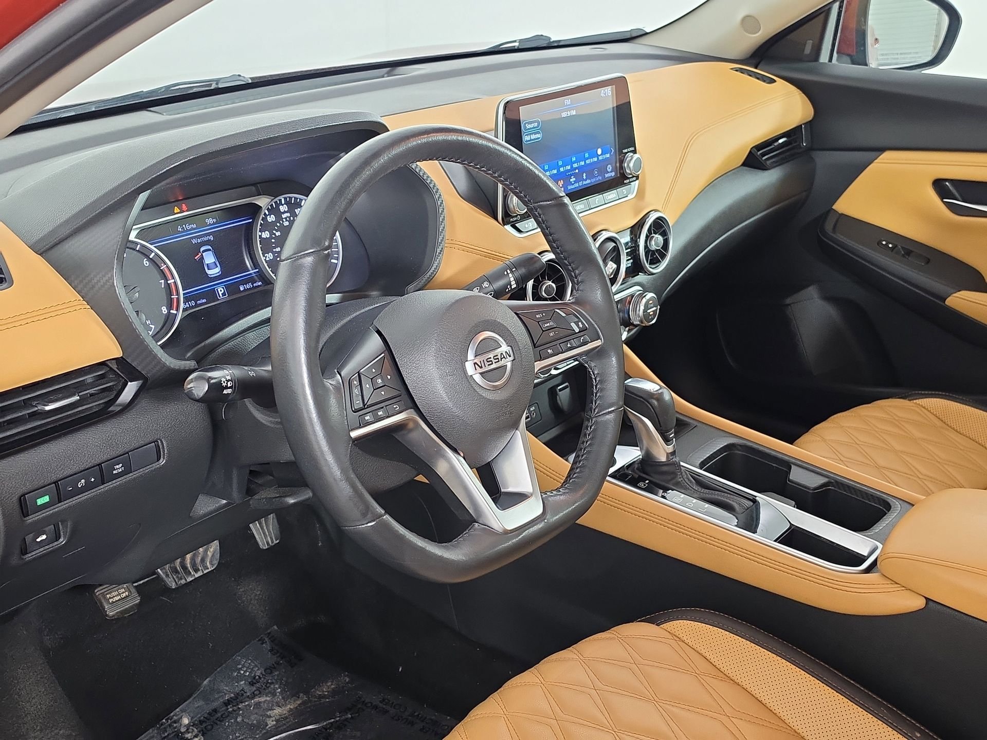 Used 2022 Red Nissan SV image 13