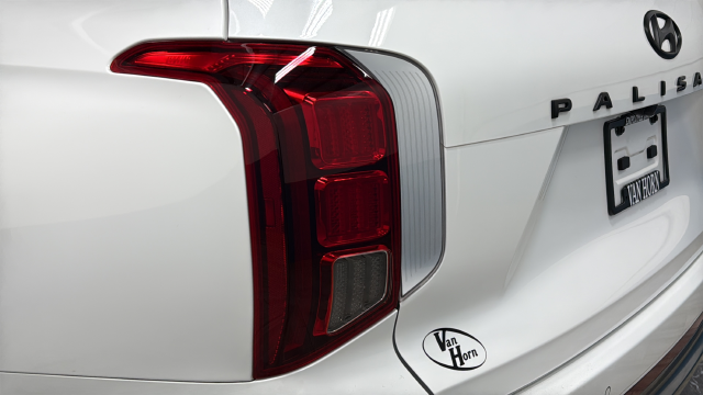 Used 2025 Hyper White Hyundai Calligraphy image 44