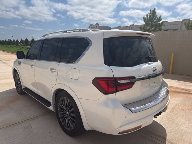 Used 2023 White INFINITI Premium Select image 7