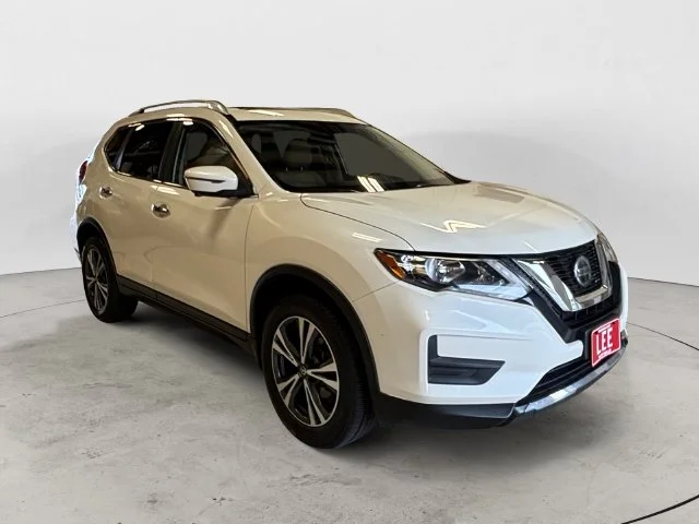 Used 2019 White Nissan SV image 8