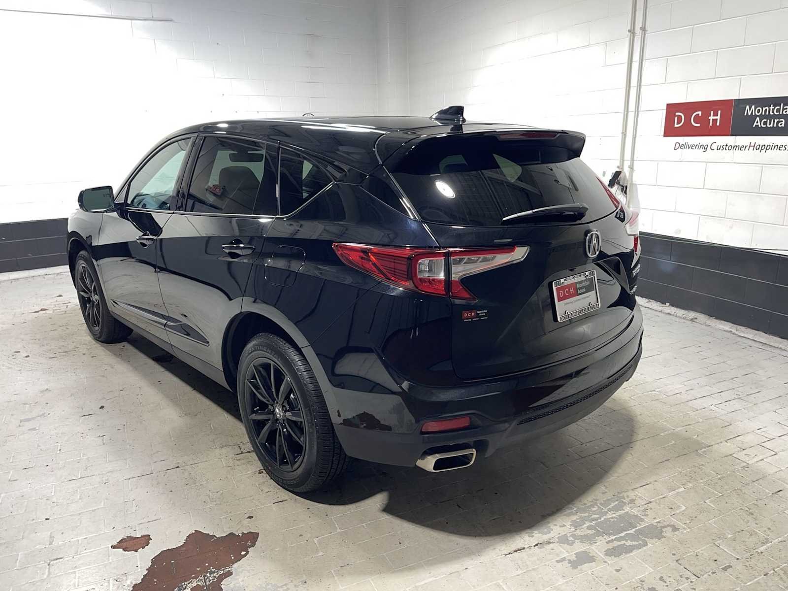 Certified Used 2026 Majestic Black Pearl Acura  image 4