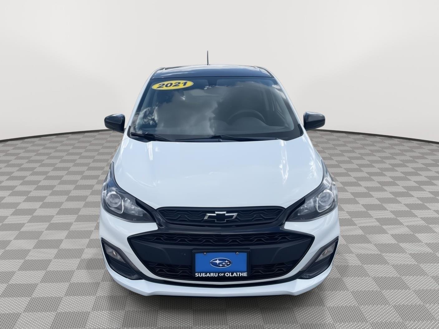 Used 2021 Summit White Chevrolet 1LT image 9
