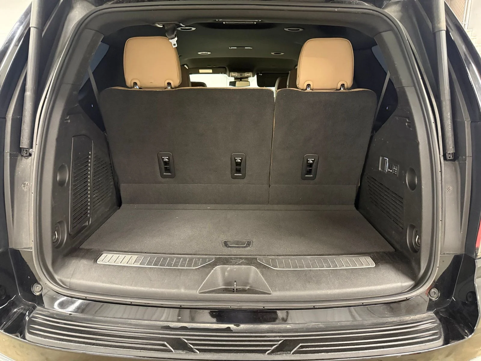 Used 2024 Black Chevrolet Premier image 11