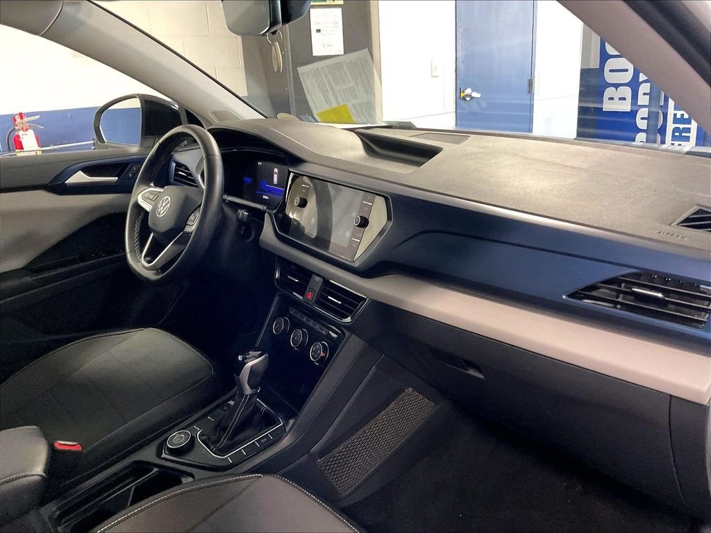Used 2023 White Volkswagen 1.5T SE image 14