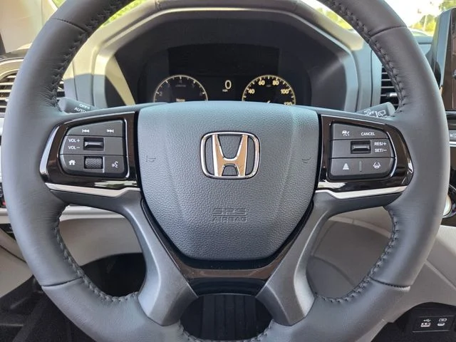 2026 Honda Odyssey Touring - Photo 25