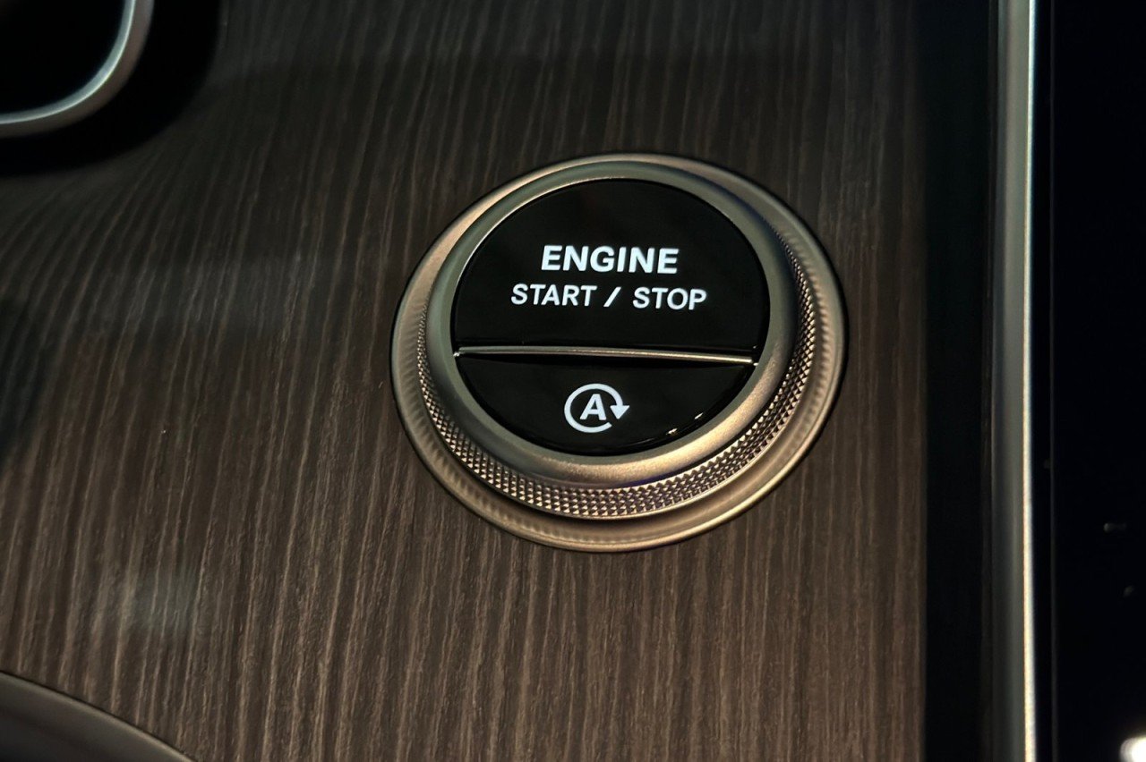 New 2026 Graphite Grey Metallic Mercedes-Benz C 300 Sedan image 20
