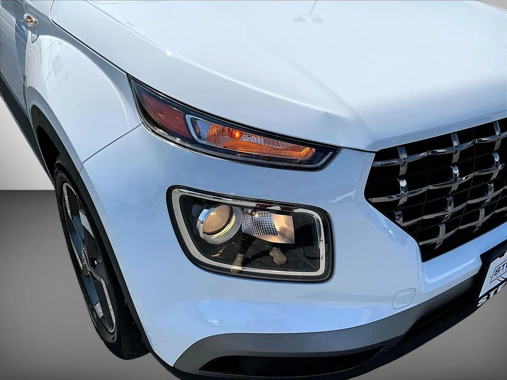 Certified Used 2022 White Hyundai SEL image 28