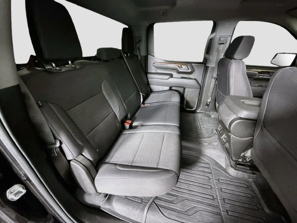 Used 2023 Black GMC SLE image 25