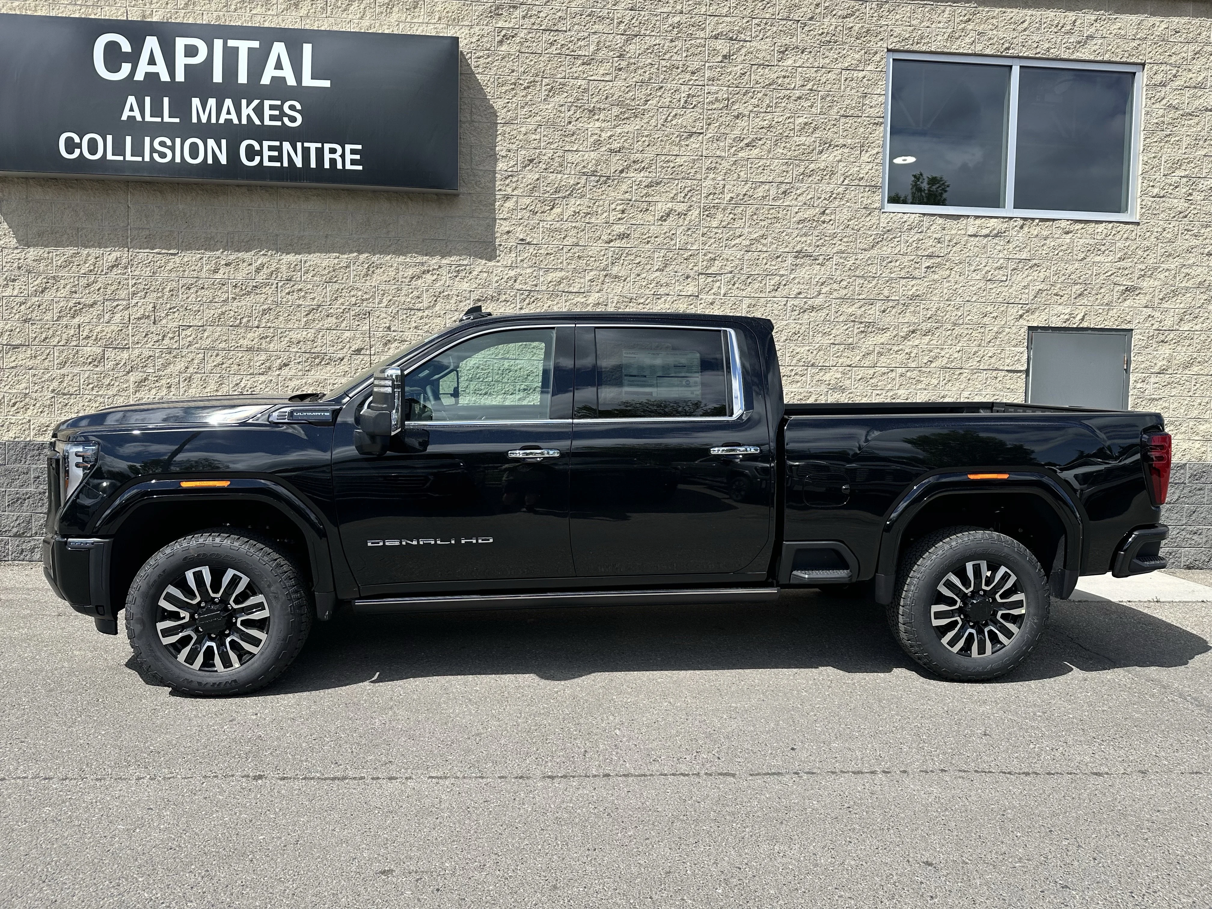 New 2026 Onyx Black GMC Denali Ultimate image 2