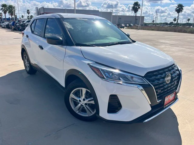 Used 2023 White Nissan S image 1