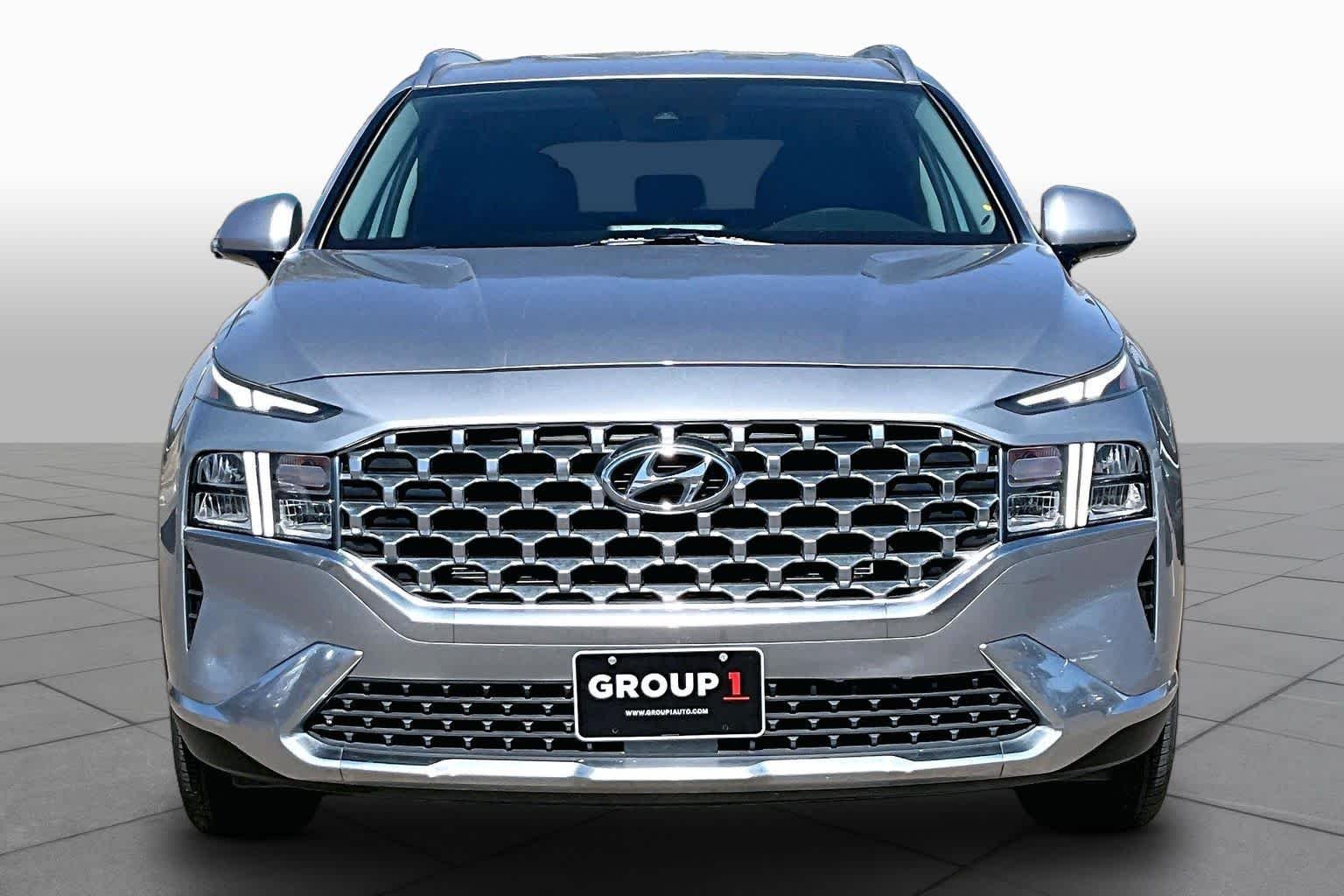 Used 2021 Shimmering Silver Hyundai SEL image 4