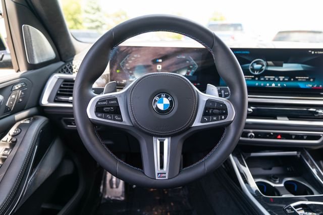 2026 BMW X7 M60i - Photo 16
