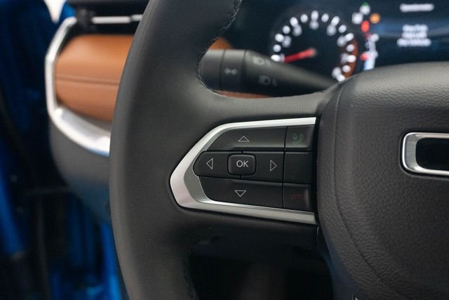 Used 2024 Blue Jeep Limited image 10