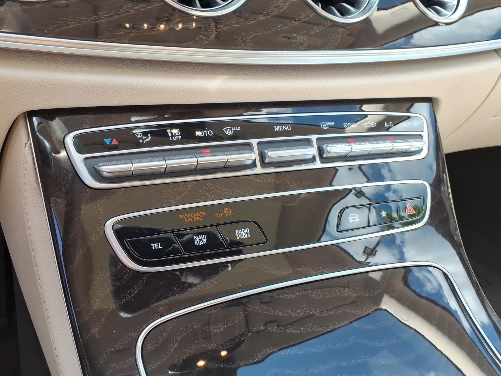 Used 2021 Mojave Silver Metallic Mercedes-Benz E 450 image 26