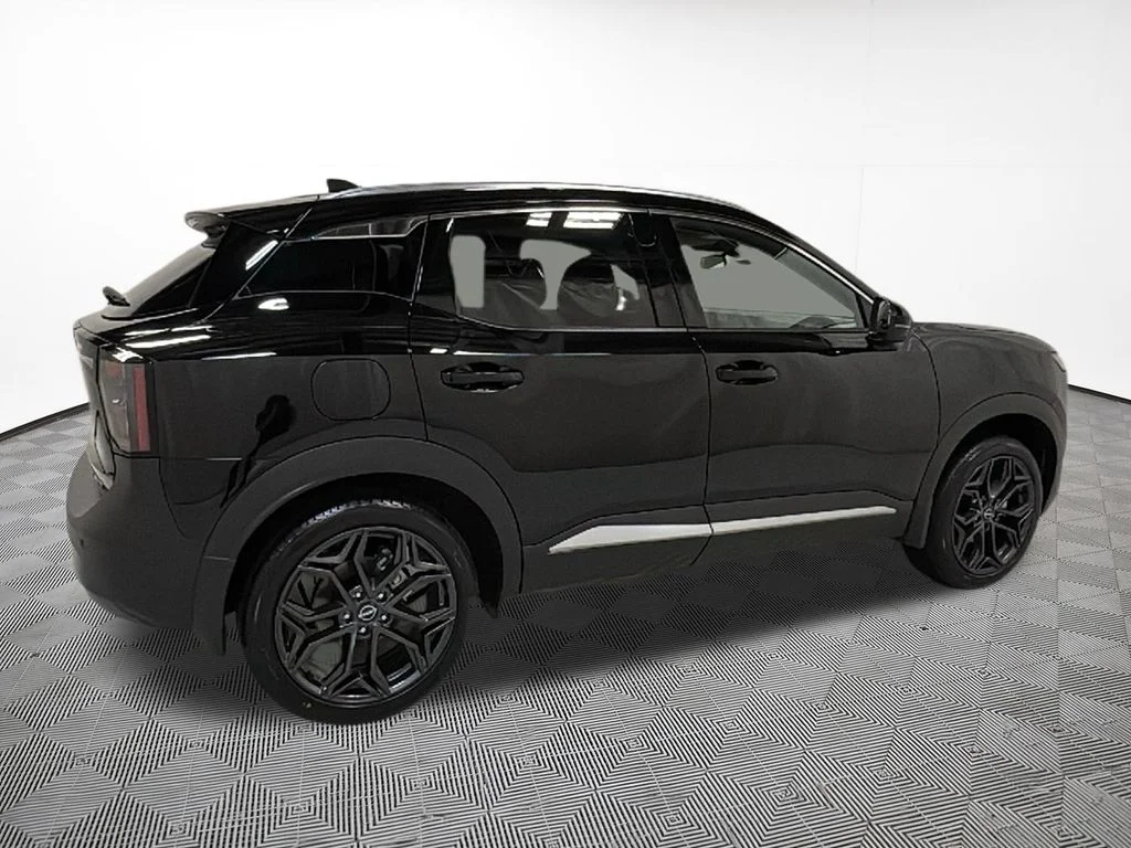 New 2026 Black Nissan SR image 9