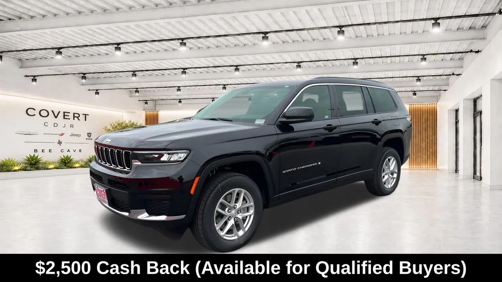 New 2025 Diamond Black Crystal Pearl-Coat Exterior Paint Jeep Laredo image 4
