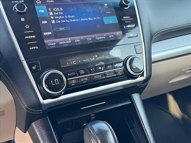 Used 2019 White Subaru 2.5i Premium image 23