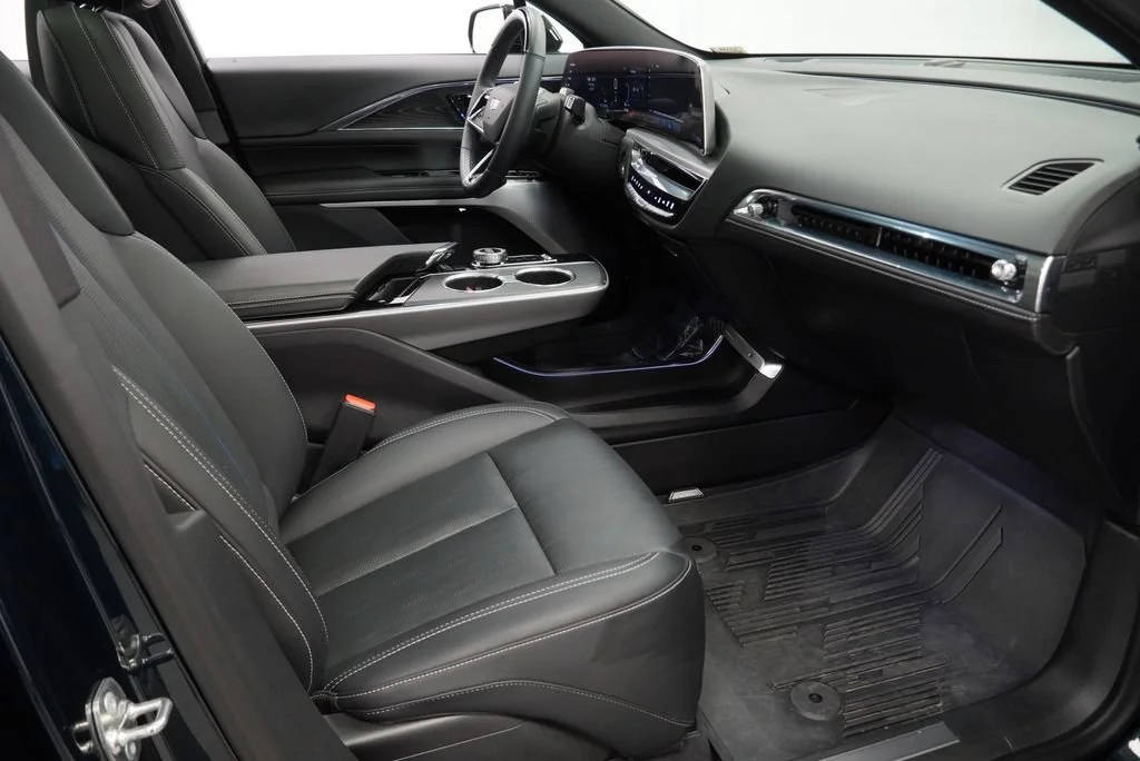 Used 2024 Emerald Lake Metallic Cadillac Sport 2 image 33