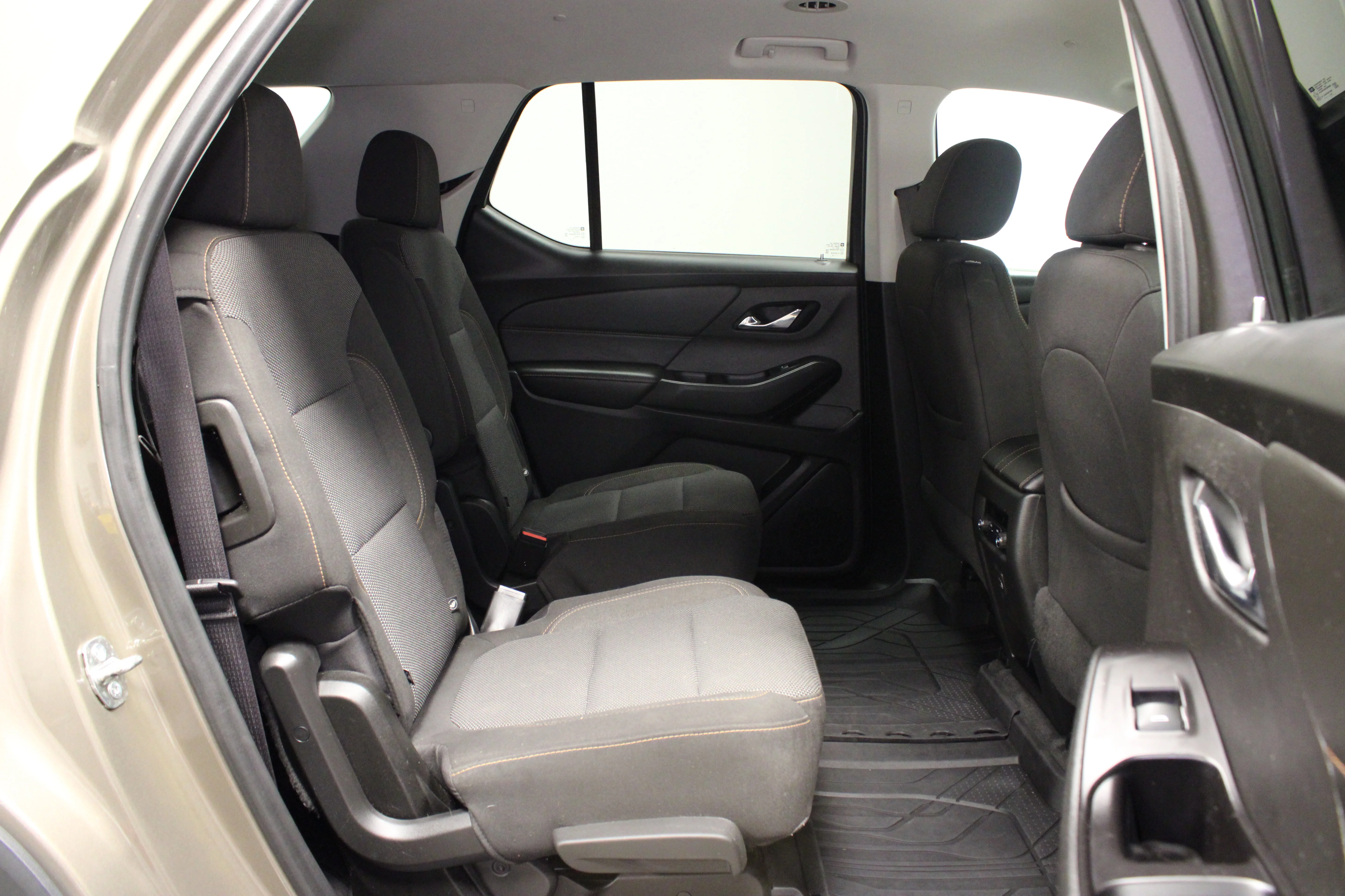 Used 2020 Stone Gray Metallic Chevrolet LT image 15