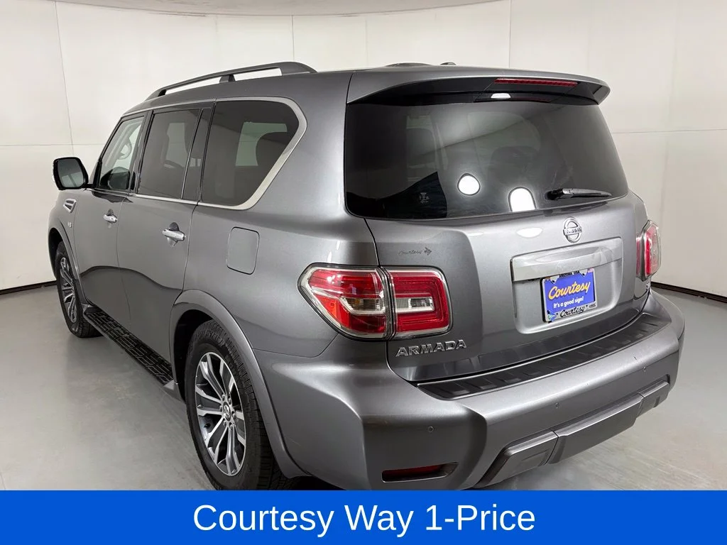 Used 2020 Gray Nissan SL image 8