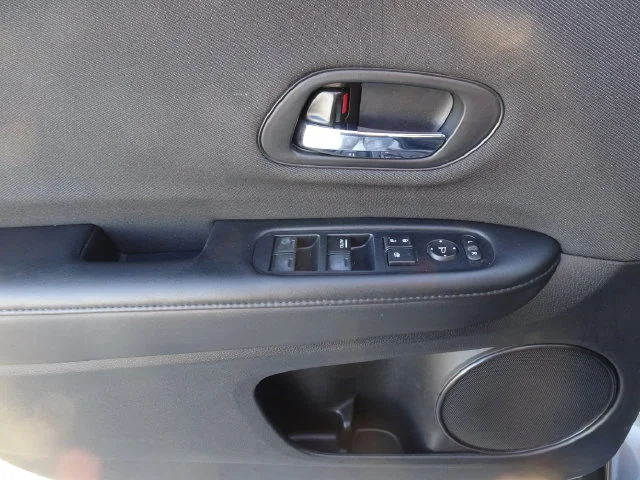 2021 Honda HR-V LX - Photo 8