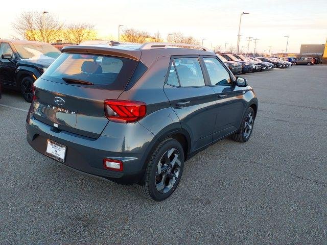 New 2026 Gray Hyundai SEL image 6