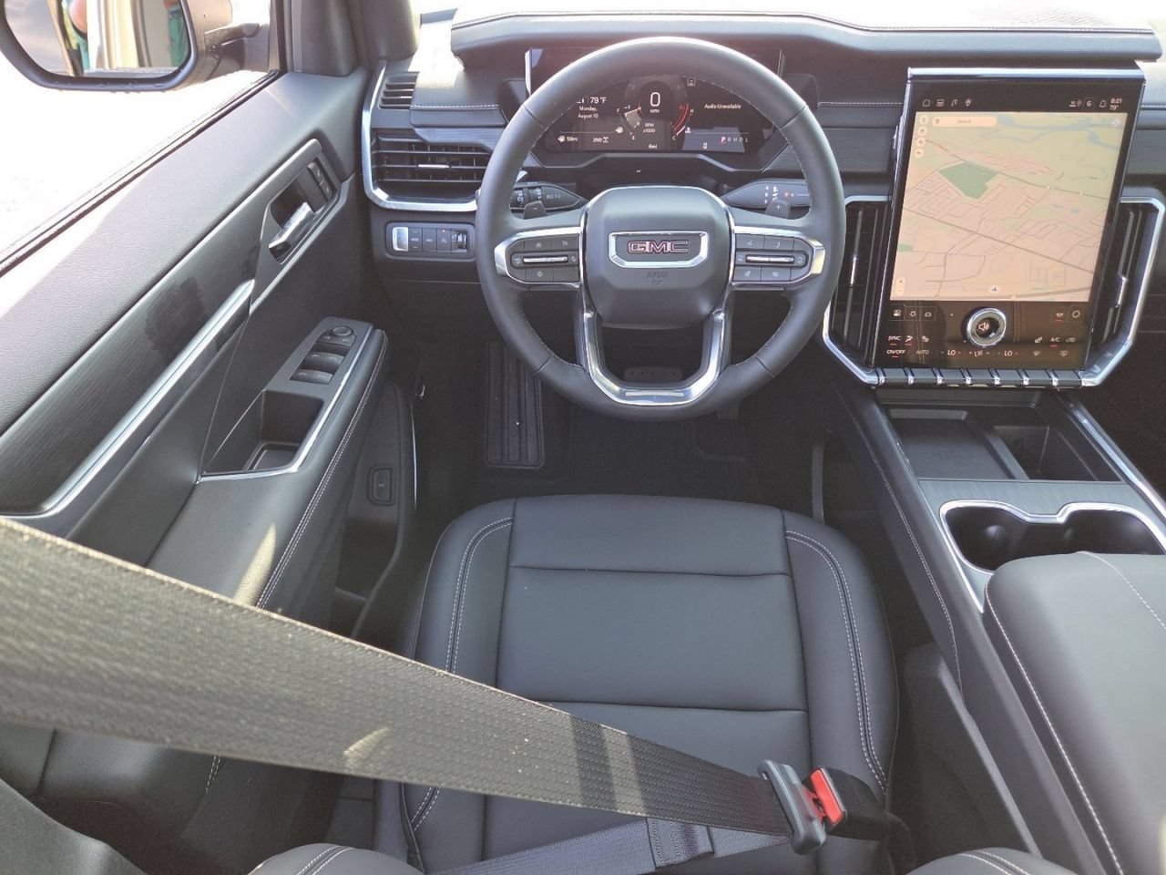 New 2026 Summit White GMC Elevation image 30