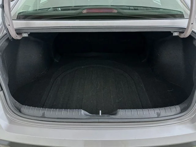 Certified Pre-Owned 2025 Hyundai Elantra SEL Convenience