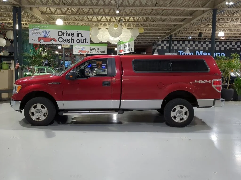Used 2009 Red Ford  image 10