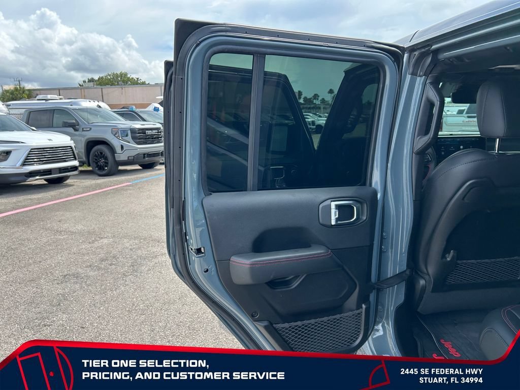 Used 2024 Gray Jeep 4-Door Recon 4x4 image 24
