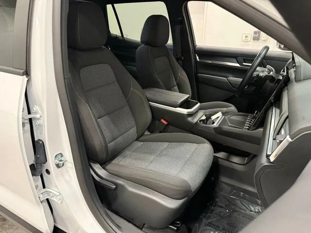 Used 2026 White GMC Elevation image 30