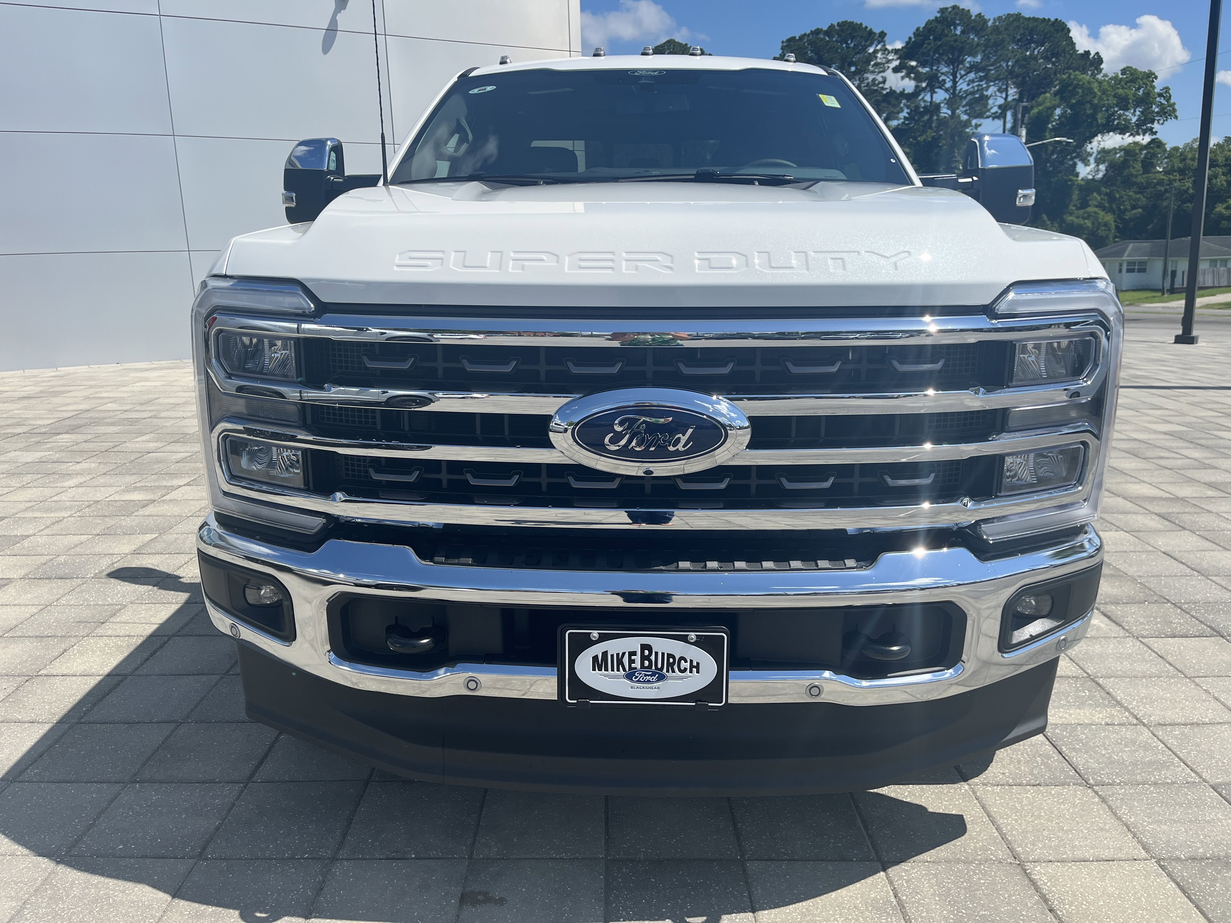 New 2026 Star White Metallic Tri-Coat Ford F-250® King Ranch® image 9