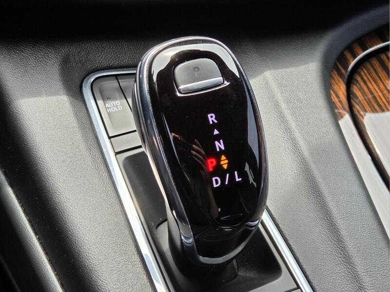 Used 2023 Galactic Gray CADILLAC 4WD 4DR PREMIUM LUXURY image 27