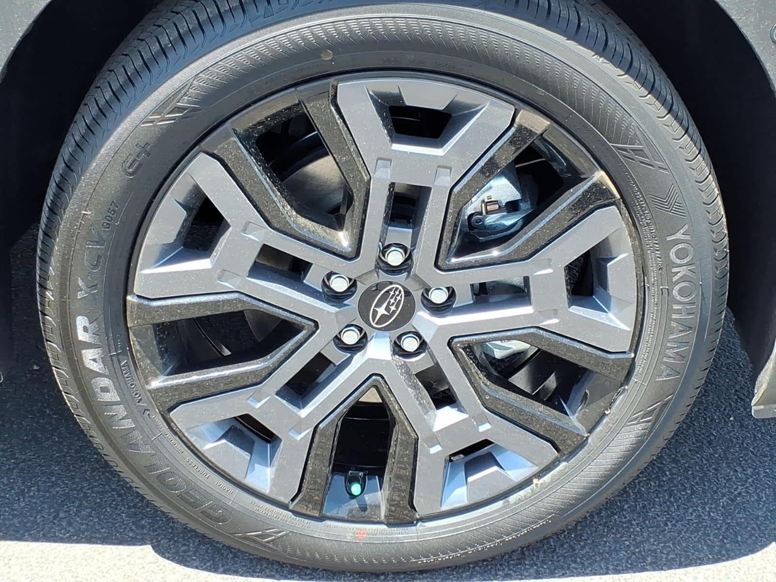 New 2026 CRYSTAL BLACK SILICA Subaru Touring image 8