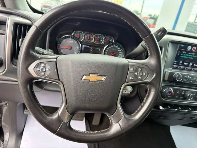 Used 2016 Gray Chevrolet LT image 22