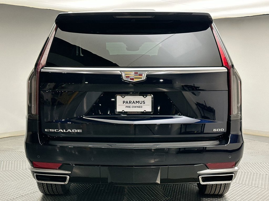 Used 2023 Blue Metallic Cadillac Premium Luxury image 12