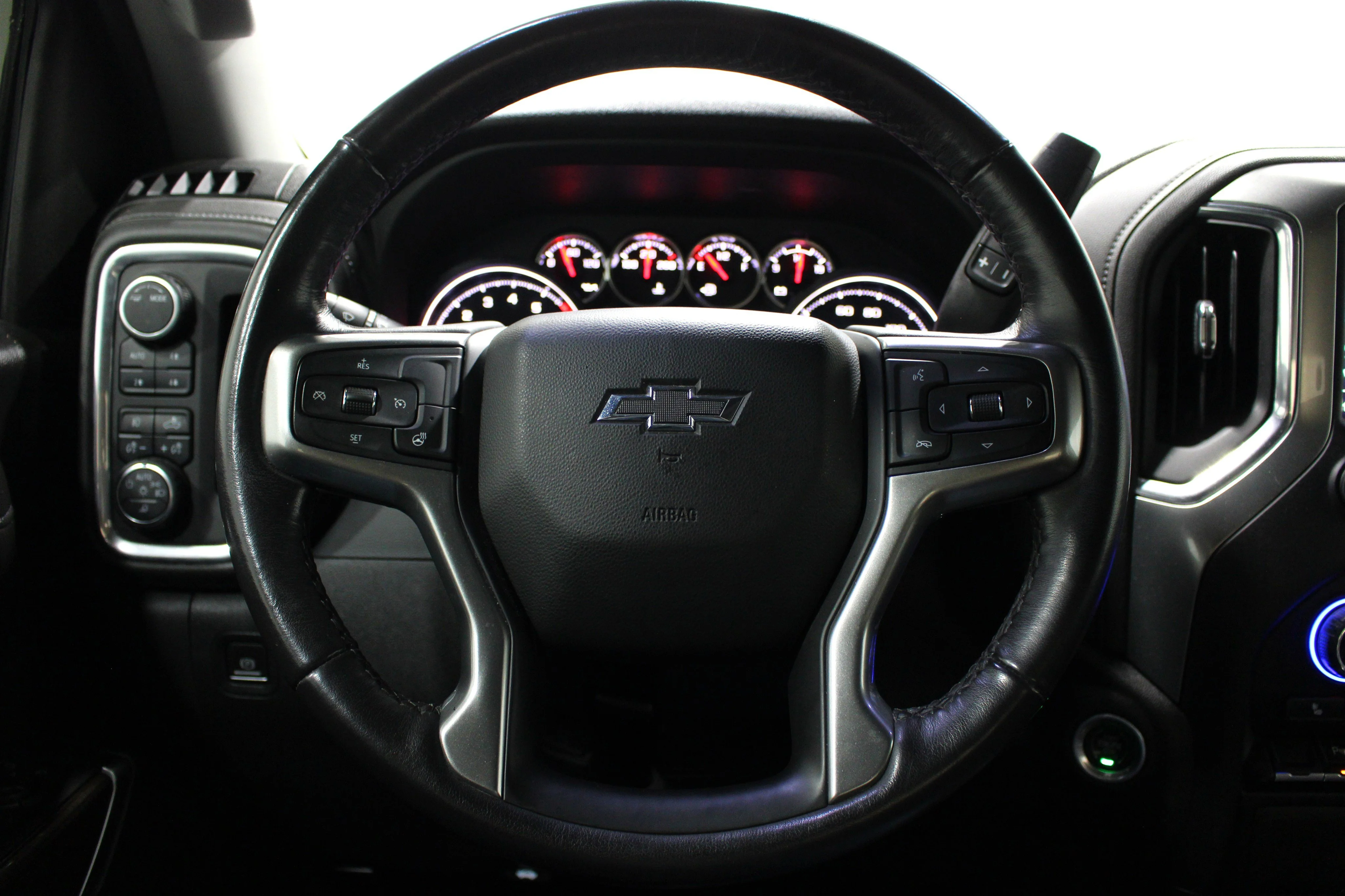 Used 2022 Black Chevrolet RST image 9